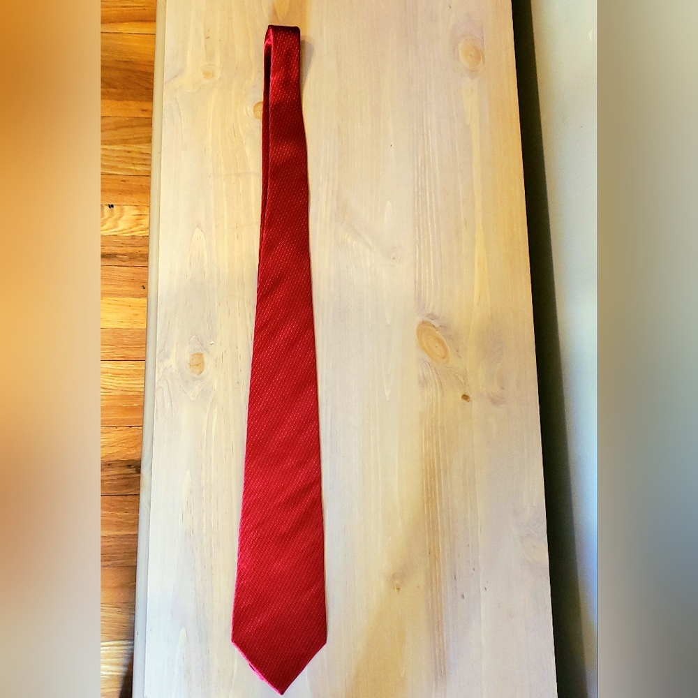 Zylos Silk Tie Made in the USA 55 x 4” Red Wine Silver Mix Vintage NWT